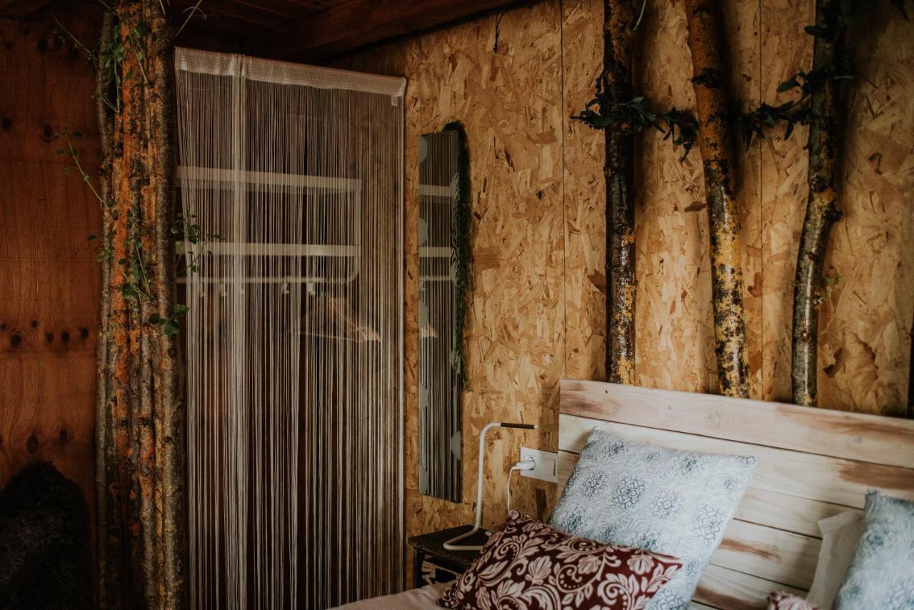 Durmiendo Entre Arboles, Bonita Cabana En La Rioja Anguciana Exterior photo